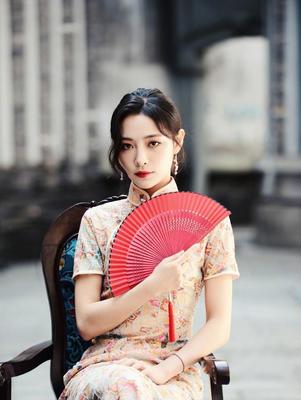 《青春加点戏》锦衣风云 青你2训练生旗袍造型曝光，美艳绝伦有你有她